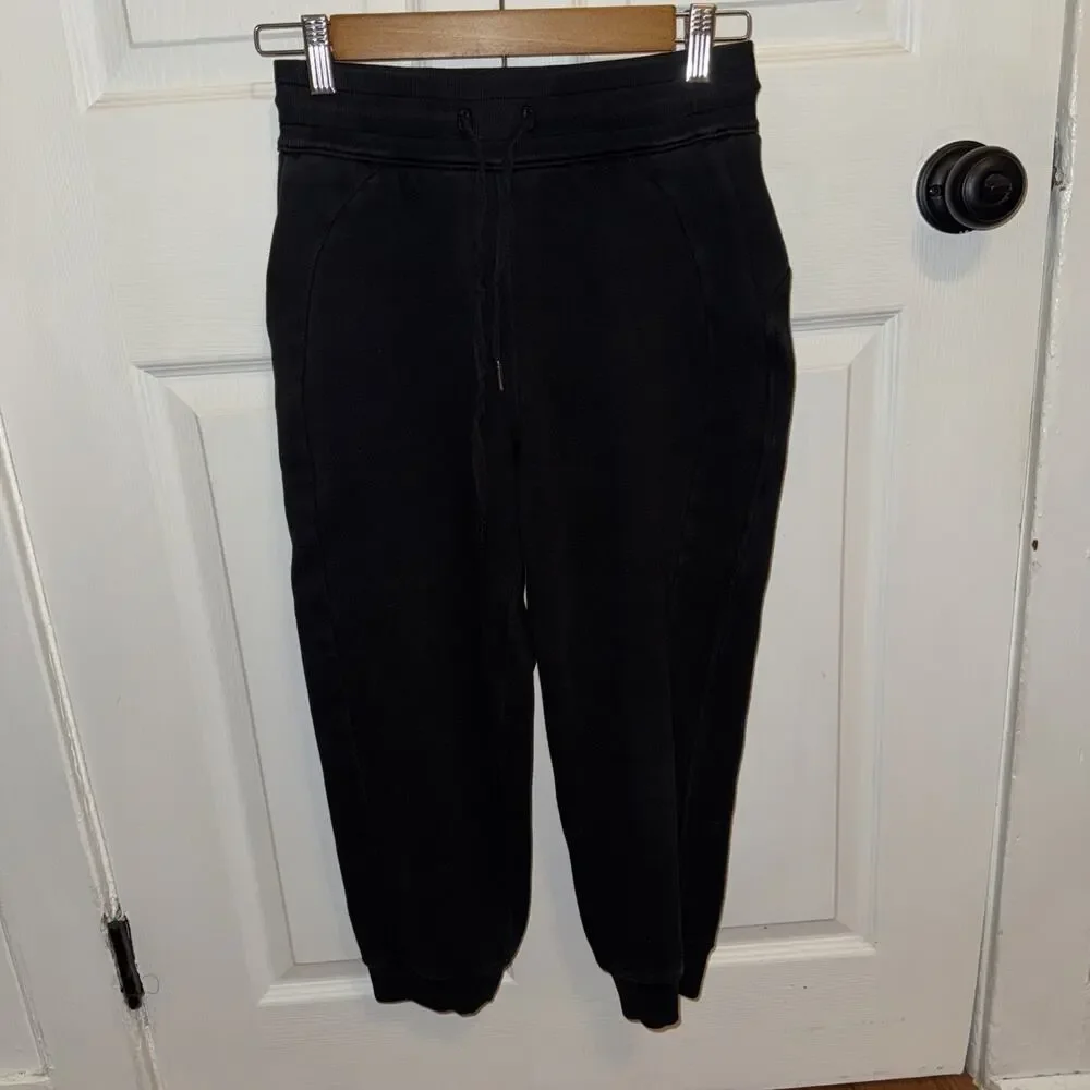 Lululemon Scuba‎ High-Rise Cropped Jogger Black Size 4 Women’s